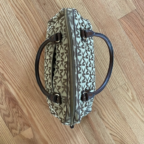 MK logo - Limited edition handbag - Picture 8 of 10